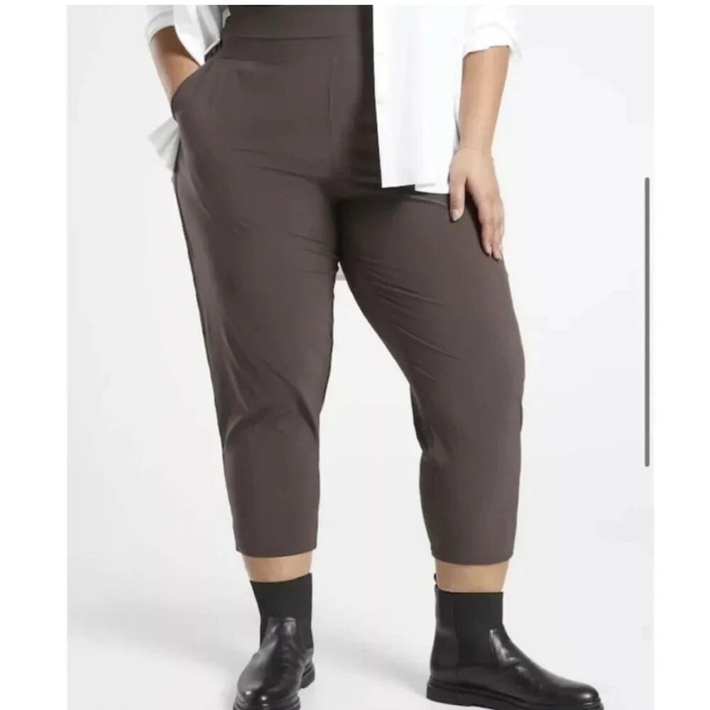 ATHLETA Nolita Slim Tapered Crop Pants in Brown Size‎ 24
